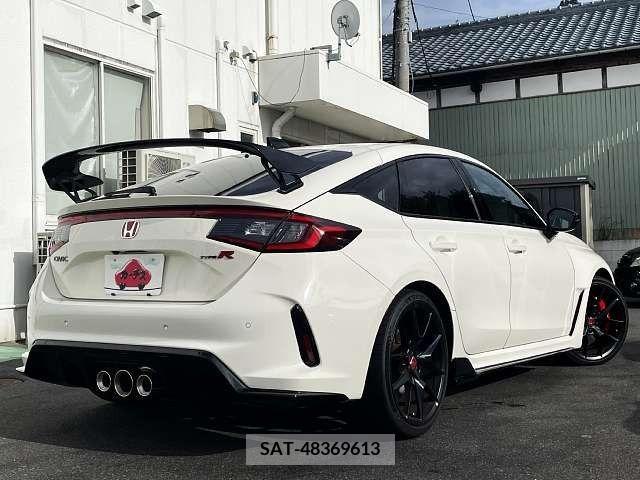 Honda CIVIC 2023-03 396088-2