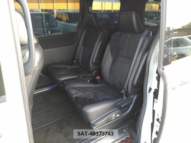 Toyota NOAH 2016-12 256056-10