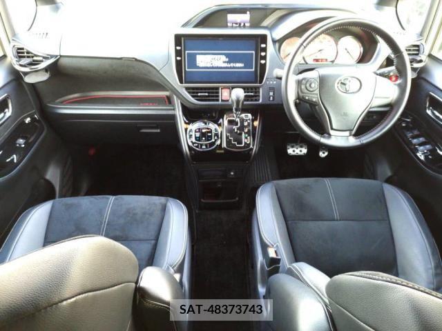 Toyota NOAH 2016-12 256056-2