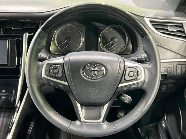 Toyota HARRIER 2018-12 18393-11
