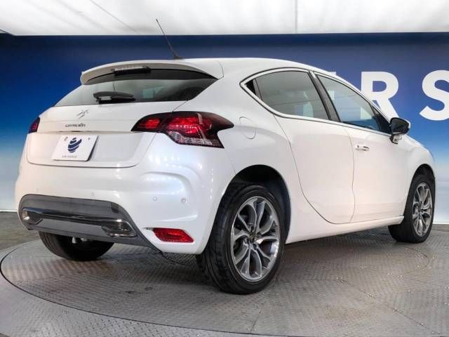 Citroen DS4 2015-06 180971-16