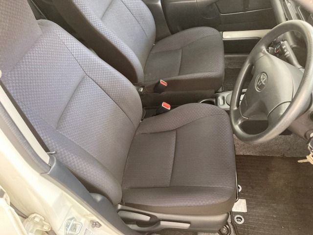Toyota PROBOX VAN 2018-10 183636-9