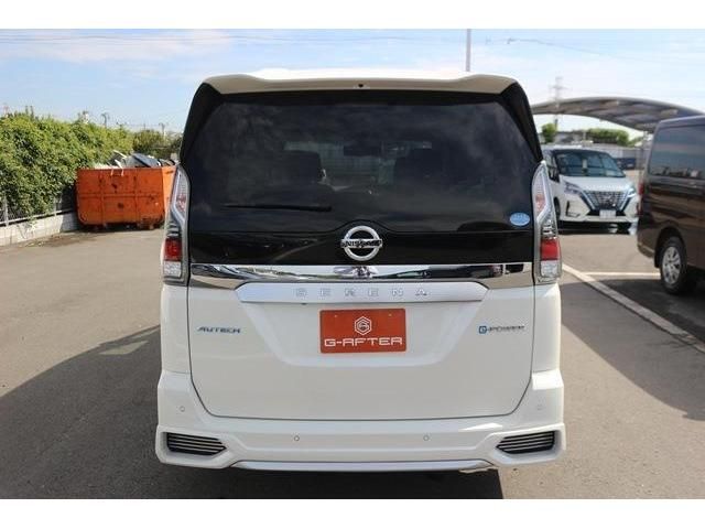 Nissan SERENA 2018-03 11705-3