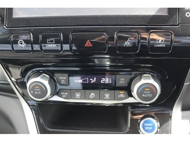 Nissan SERENA 2018-03 11705-15