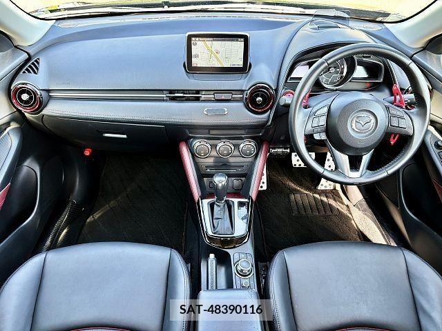 Mazda CX-3 2016-01 295538-1
