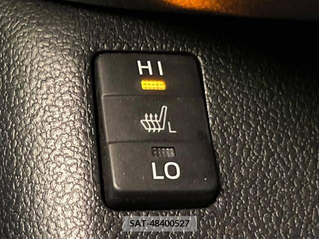 Toyota PRIUS PHV 2018-03 209621-5