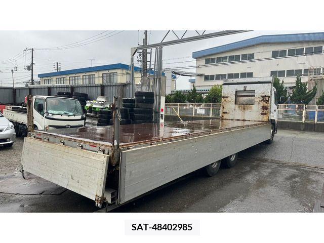 Nissan QUON 2014-06 388633-18