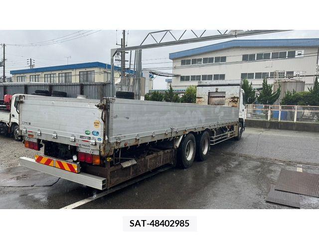 Nissan QUON 2014-06 388633-5