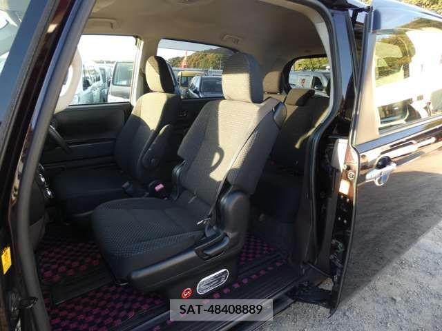 Toyota SPADE 2014-09 250836-2