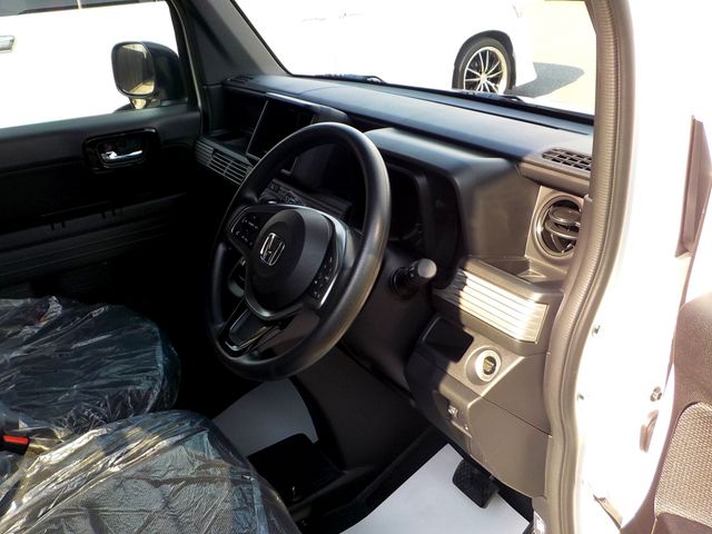 Honda N-VAN 2023-11 27537-9