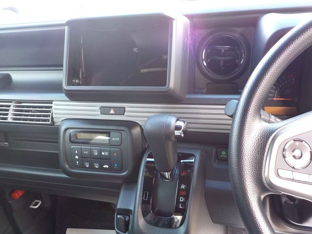 Honda N-VAN 2023-11 27537-27