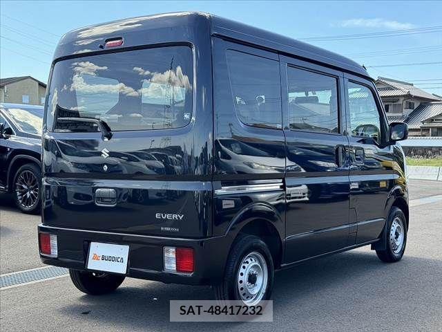 Suzuki EVERY 2021-12 328444-11
