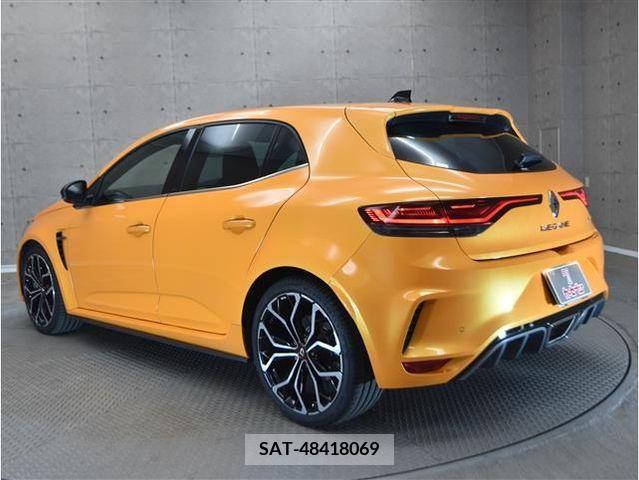 Renault MEGANE 2021-04 373182-8