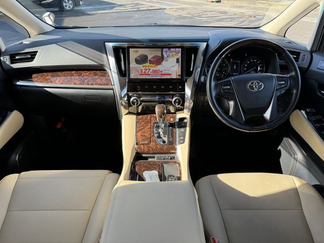 Toyota ALPHARD 2018-08 194742-8