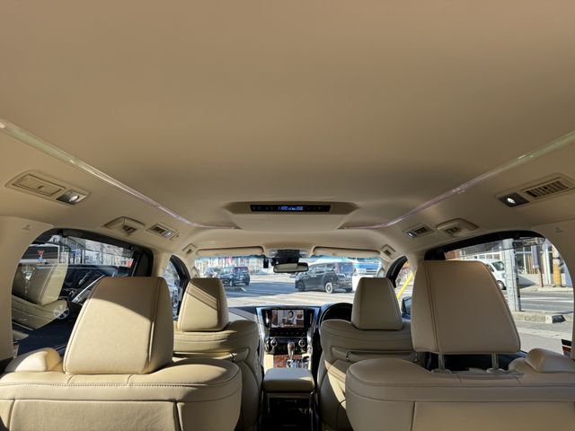Toyota ALPHARD 2018-08 194742-17