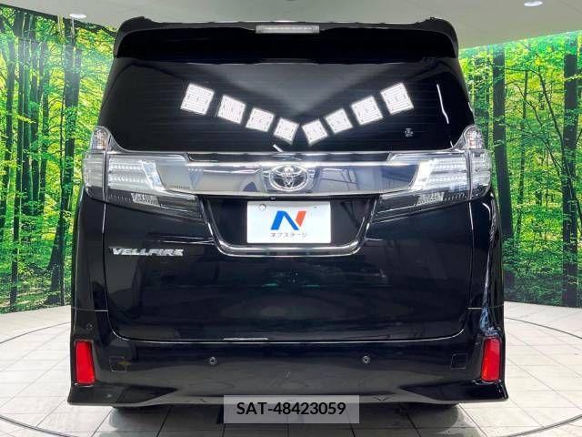Toyota VELLFIRE 2015-07 369689-16