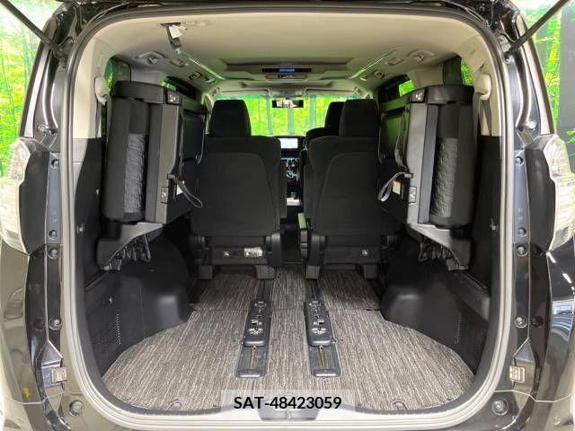 Toyota VELLFIRE 2015-07 369689-11