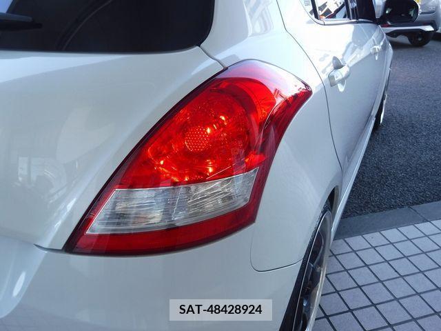 Suzuki SWIFT 2014-04 369008-6
