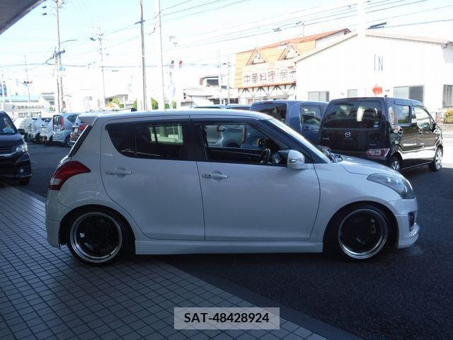 Suzuki SWIFT 2014-04 369008-3