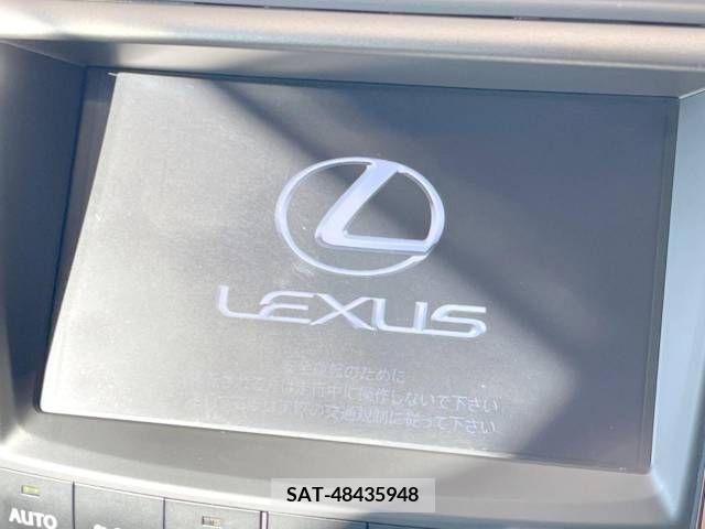 Lexus IS 2012-02 276577-2