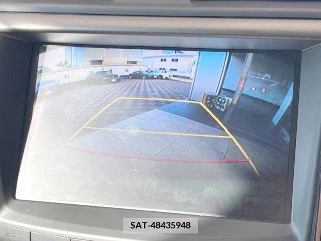 Lexus IS 2012-02 276577-3