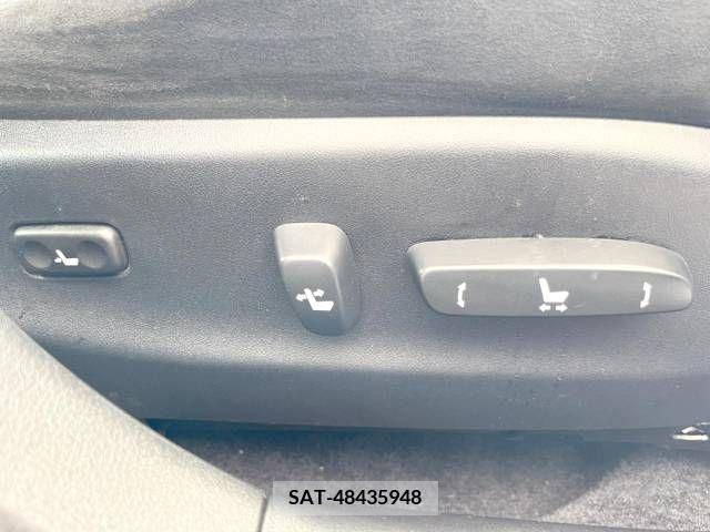Lexus IS 2012-02 276577-6