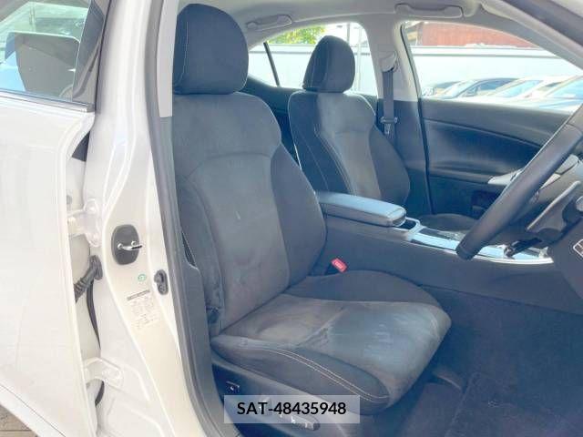 Lexus IS 2012-02 276577-9