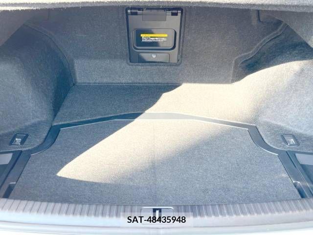 Lexus IS 2012-02 276577-11