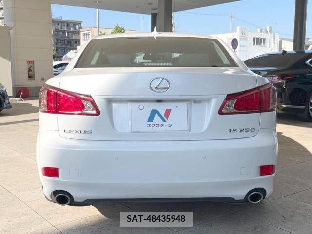 Lexus IS 2012-02 276577-16