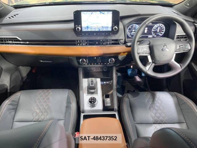 Mitsubishi OUTLANDER PHEV 2022-03 282159-1