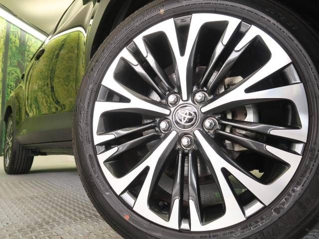 Toyota YARIS CROSS 2023-04 26414-13