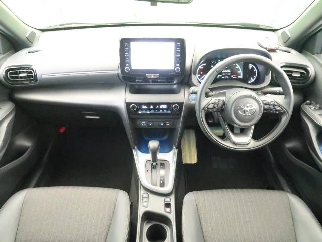 Toyota YARIS CROSS 2023-04 26414-1