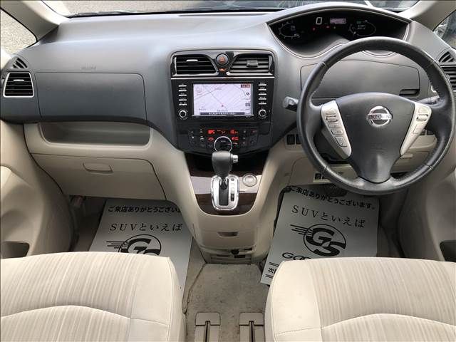 Nissan SERENA 2012-07 11390-1