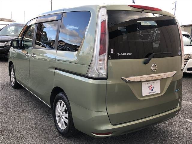 Nissan SERENA 2012-07 11390-16