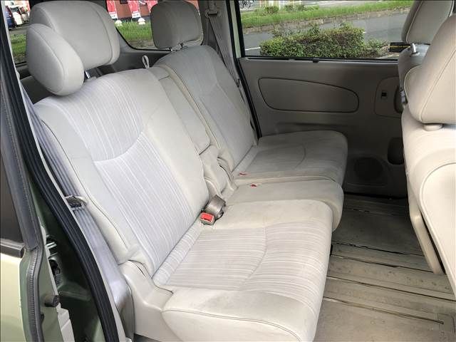 Nissan SERENA 2012-07 11390-9