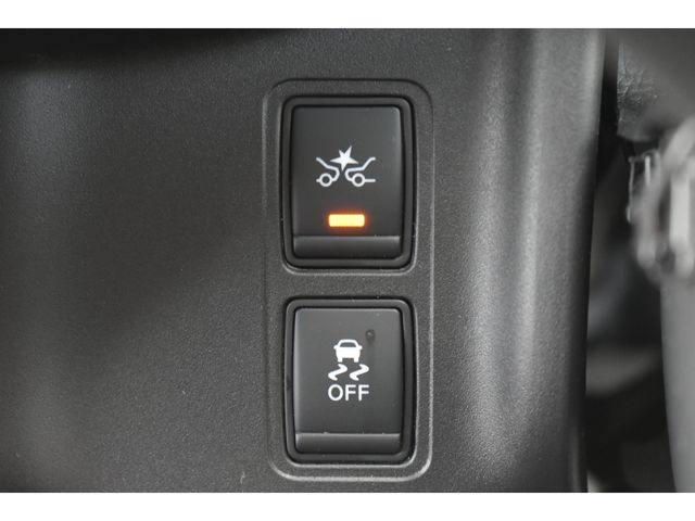 Nissan SERENA 2019-05 25304-15