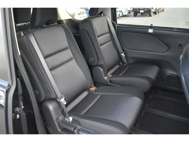 Nissan SERENA 2019-05 25304-23