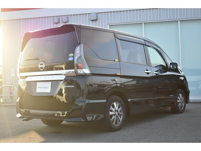Nissan SERENA 2019-05 25304-1