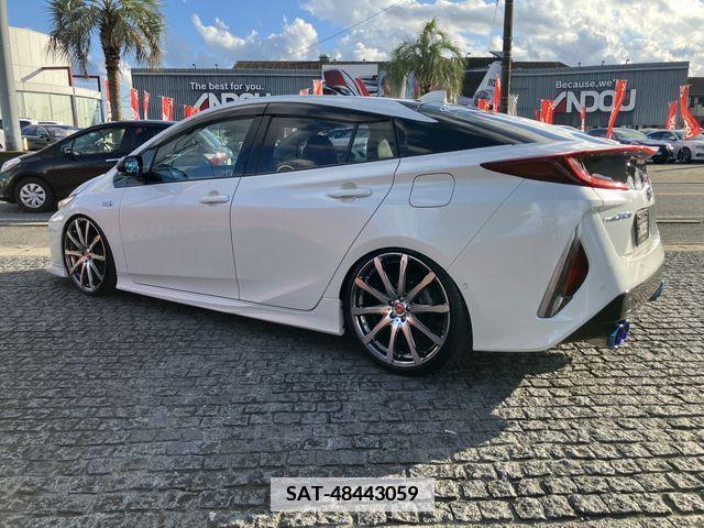 Toyota PRIUS PHV 2017-09 341923-3
