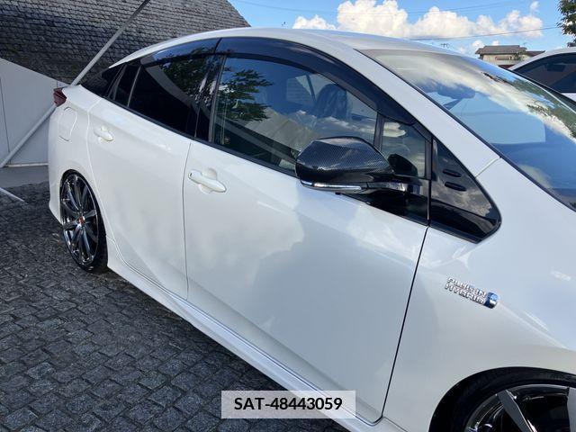 Toyota PRIUS PHV 2017-09 341923-4