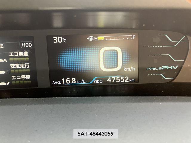 Toyota PRIUS PHV 2017-09 341923-15