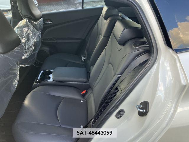 Toyota PRIUS PHV 2017-09 341923-25