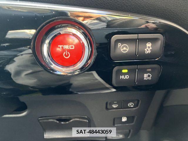 Toyota PRIUS PHV 2017-09 341923-21