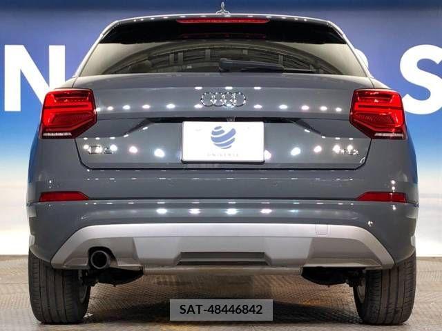 Audi Q2 2018-08 318000-15