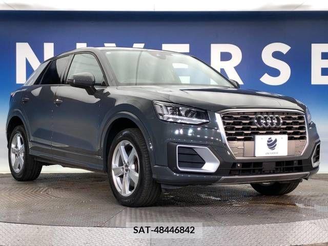 Audi Q2 2018-08 318000-16