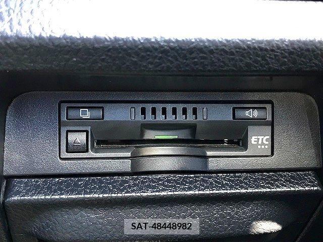 Toyota VOXY 2017-01 344796-22