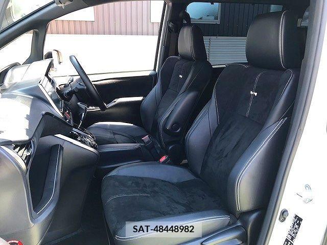 Toyota VOXY 2017-01 344796-12