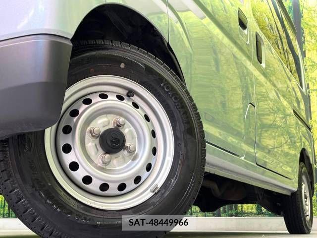 Toyota PIXIS VAN 2022-01 281447-13