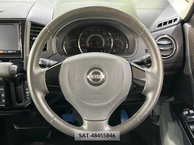 Nissan ROOX 2011-10 354630-11