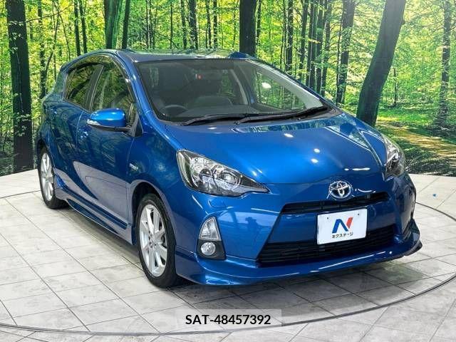 Toyota AQUA 2013-09 389333-16